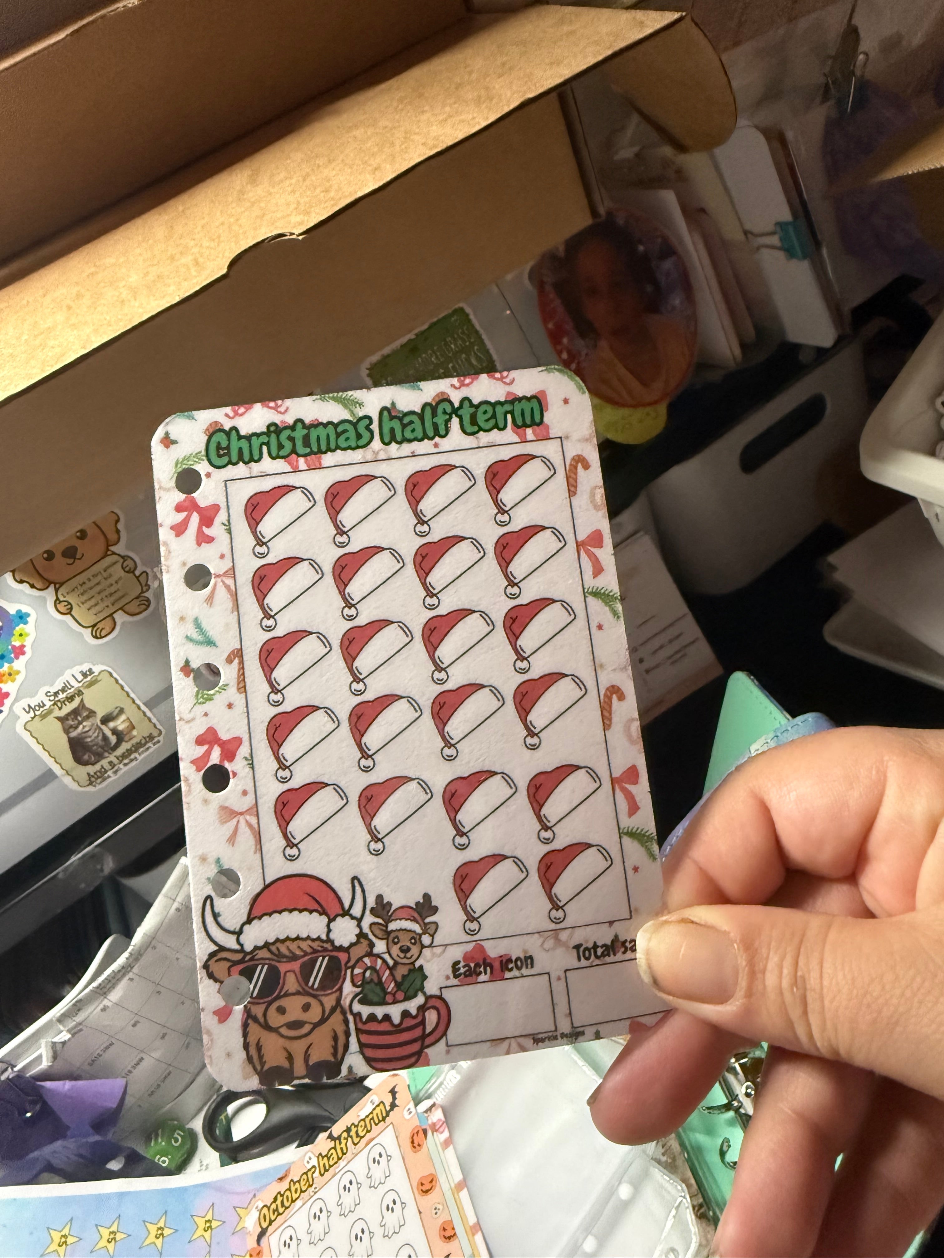 A7 highland cow themed school holidays saving challenge binder - various binder colours available.