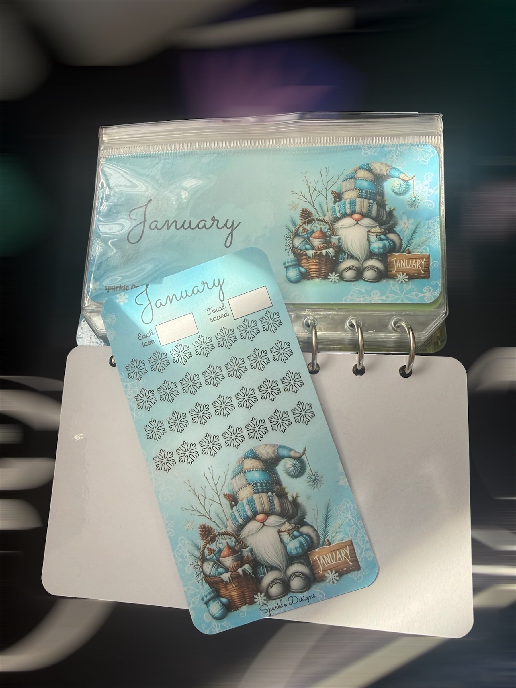 Let’s buzz a and save binderless binder - comes with 2 tracker design choices.