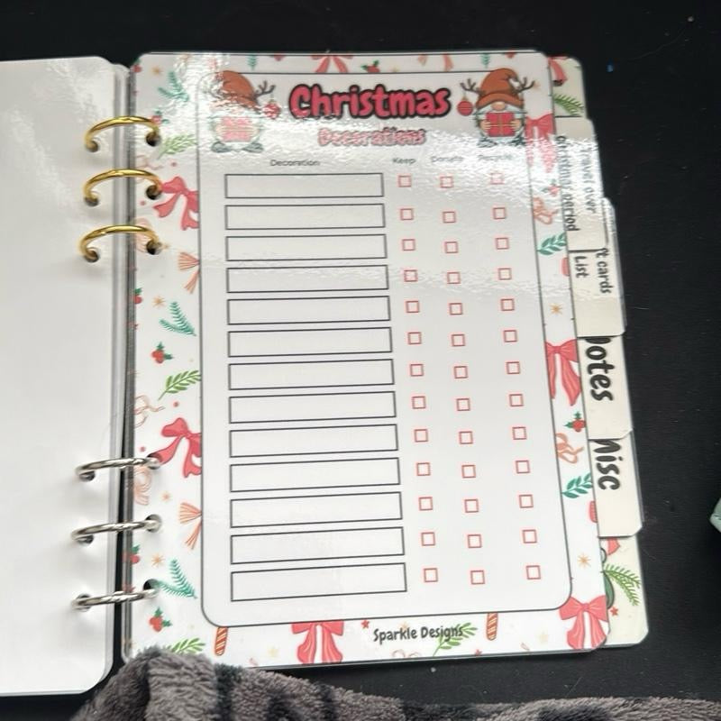 Christmas Planner - Everything You Need to Budget for Christmas - 2 Styles Available - Festive Gnome Design & A5 Leather binder